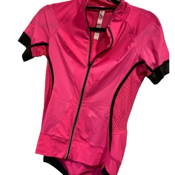 Lululemon Short Sleeve* Size 10
